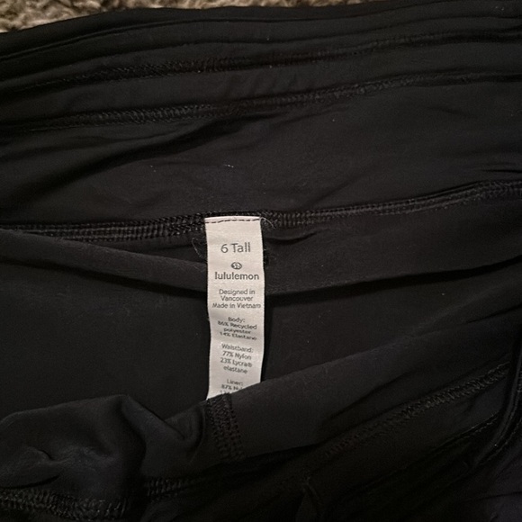 Lululemon Skirt Camo 6 Tall - Picture 3 of 4